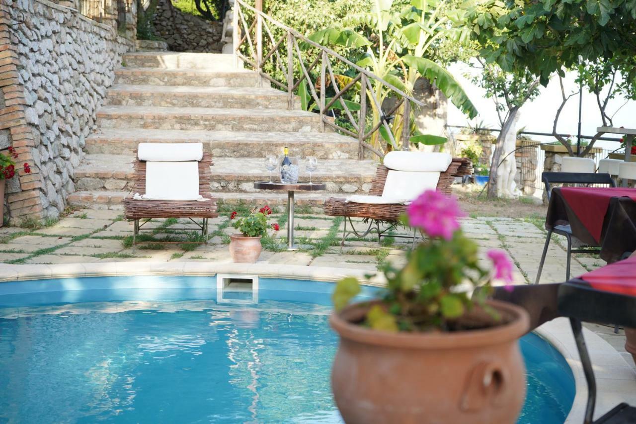 B & B Stillachiara Badolato Marina エクステリア 写真